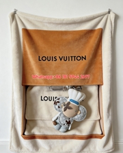 Louis Vuitton Vivienne Keychain Print Blanket 242